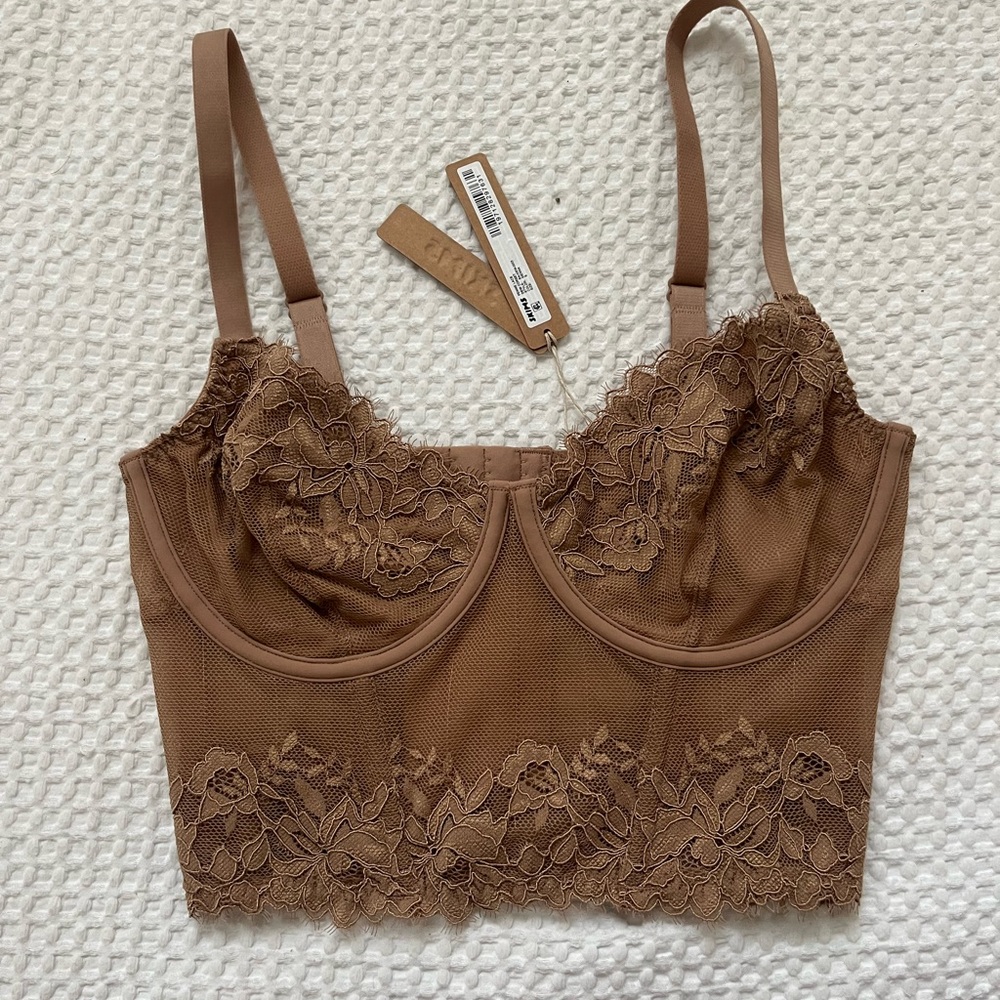 BRAND NEW SKIMS lace corset